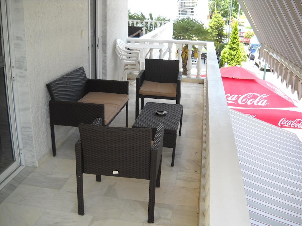 Hotel Kostas Olympiakí Aktí Exterior foto